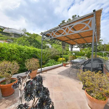 Letizia * Lacco Ameno (Isola d'Ischia)