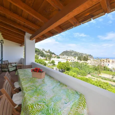 Letizia فيلة Lacco Ameno (Isola d'Ischia)
